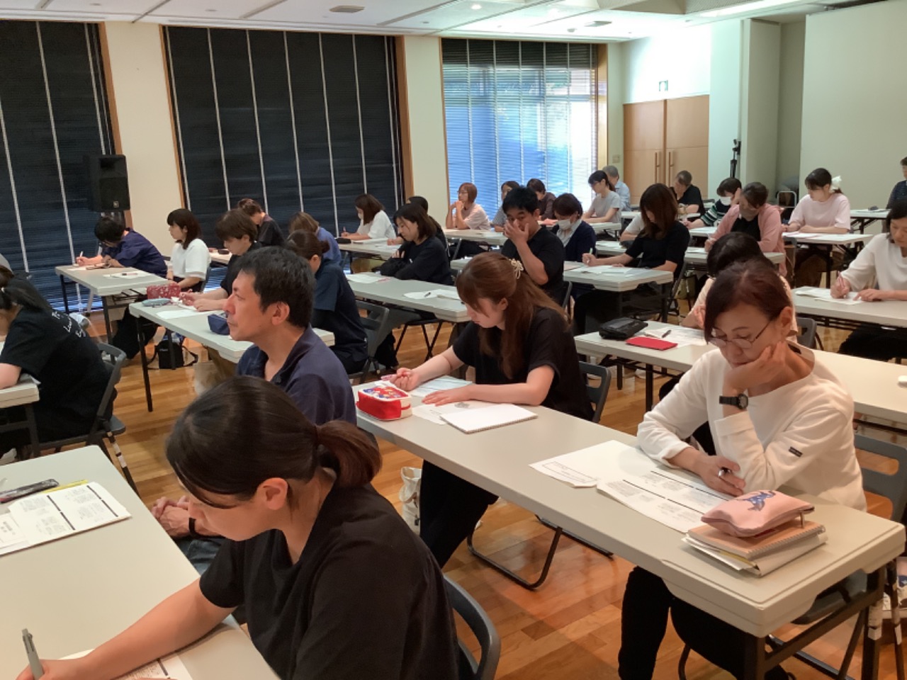 令和7年度「DV・児童虐待防止研修」を開催しました  令和7年度「DV・児童虐待防止研修」を開催しました