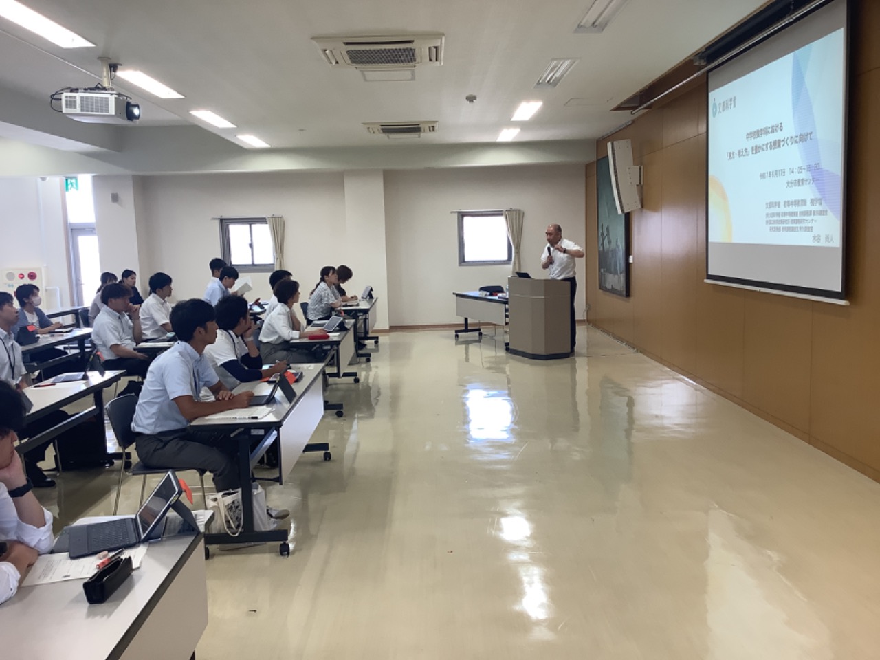 令和7年度「中学校教科等指導研修（数学）」を開催しました