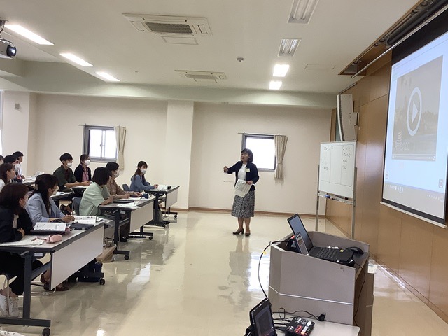 令和５年度第１回「小学校外国語活動実践研修」を開催しました